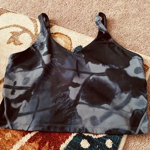 NWOT - Nice Black/Grey Women’s Size XXL Work out Top with Built in Shelf Bra